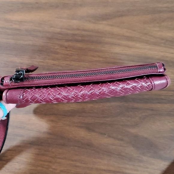 Elliot Lucca Burgundy Wine Colored Woven Leather Wristlet Bag Wallet - Picture 9 of 10